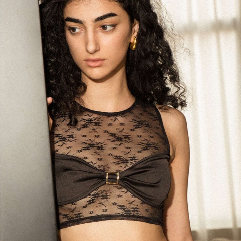 Lace Sleeveless Crop Tank Top